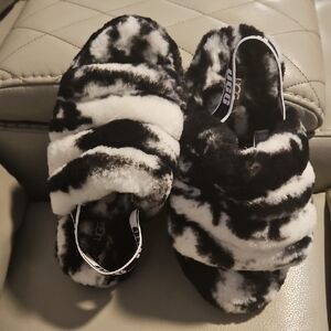 UGG Kids Monochrome Fluffy Slippers